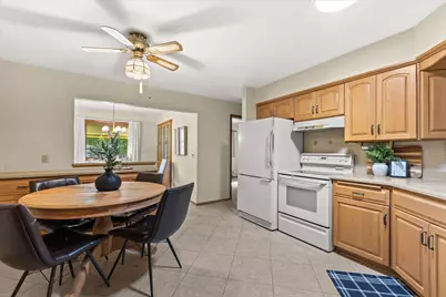 12115 W Luther Ave, Hales Corners, WI 53130 - Photo 9