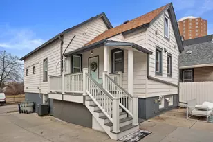1850 N Arlington Pl, Milwaukee, WI 53202 - Photo 31