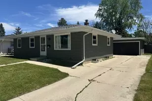 3305 S 18th St, Sheboygan, WI 53081 - Photo 17