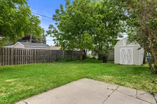 1329 Indiana St, Racine, WI 53405 - Photo 25