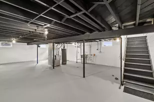 1329 Indiana St, Racine, WI 53405 - Photo 21