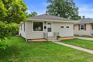 1329 Indiana St, Racine, WI 53405 - Photo 3