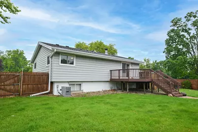 12237 W Larkspur Rd, Franklin, WI 53132 - Photo 39