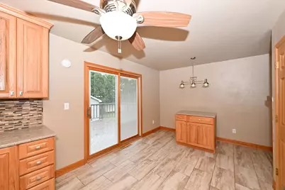 12237 W Larkspur Rd, Franklin, WI 53132 - Photo 11
