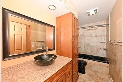 12237 W Larkspur Rd, Franklin, WI 53132 - Photo 13
