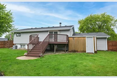 12237 W Larkspur Rd, Franklin, WI 53132 - Photo 37