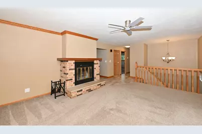 12237 W Larkspur Rd, Franklin, WI 53132 - Photo 7