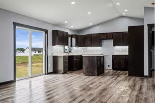 1212 Leo Dr, Holmen, WI 54636 - Photo 9