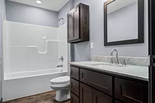 1212 Leo Dr, Holmen, WI 54636 - Photo 17