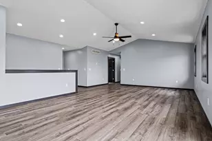 1212 Leo Dr, Holmen, WI 54636 - Photo 5