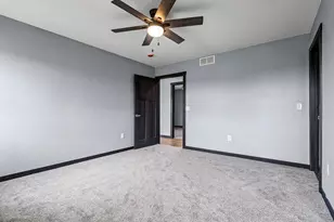 1212 Leo Dr, Holmen, WI 54636 - Photo 23