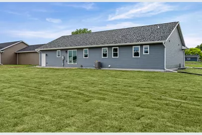 1212  Leo Dr, Holmen, WI 54636 - Photo 27