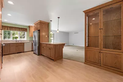 207 N Hunters Xing, Slinger, WI 53086 - Photo 11