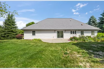 207 N Hunters Xing, Slinger, WI 53086 - Photo 33