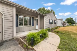 218 E Washington St, Slinger, WI 53086 - Photo 3