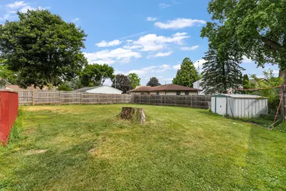 218 E Washington St, Slinger, WI 53086 - Photo 21
