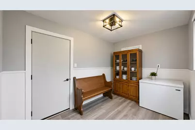 218 E Washington St, Slinger, WI 53086 - Photo 23