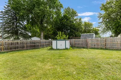 218 E Washington St, Slinger, WI 53086 - Photo 11