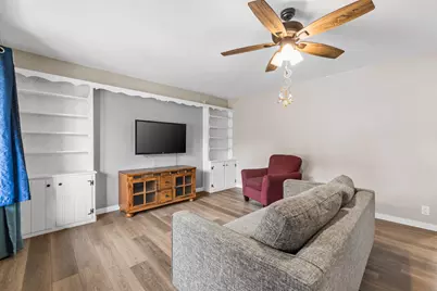 218 E Washington St, Slinger, WI 53086 - Photo 15