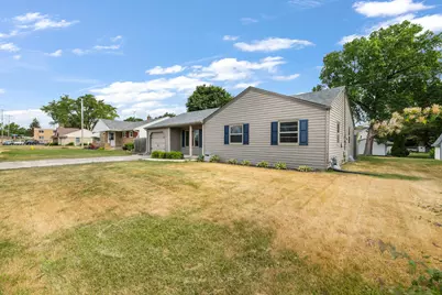 218 E Washington St, Slinger, WI 53086 - Photo 17