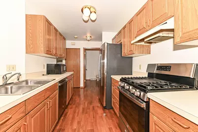 13526 W Fountain Ct, New Berlin, WI 53151 - Photo 13
