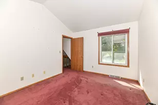 13526 W Fountain Ct, New Berlin, WI 53151 - Photo 23
