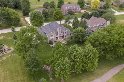 S76W26010  Prairieside Dr, Vernon, WI 53189 - Photo 3