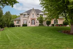 S76W26010 Prairieside Dr, Vernon, WI 53189 - Photo 7