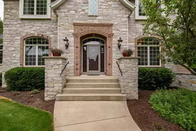 S76W26010  Prairieside Dr, Vernon, WI 53189 - Photo 5