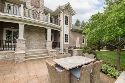 S76W26010  Prairieside Dr, Vernon, WI 53189 - Photo 9