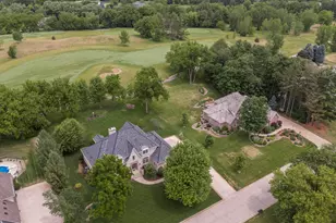 S76W26010 Prairieside Dr, Vernon, WI 53189 - Photo 5
