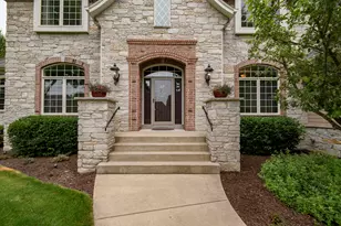 S76W26010 Prairieside Dr, Vernon, WI 53189 - Photo 7