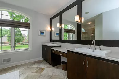 S76W26010  Prairieside Dr, Vernon, WI 53189 - Photo 29