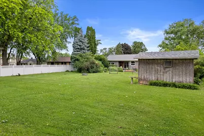 630 E Center St, Juneau, WI 53039 - Photo 33