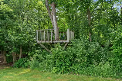 7625  Manitowoc Ave, Oak Creek, WI 53154 - Photo 27