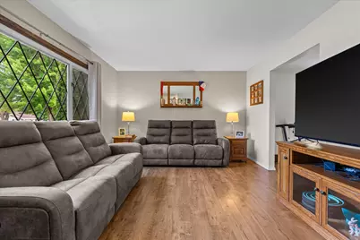 7625  Manitowoc Ave, Oak Creek, WI 53154 - Photo 3
