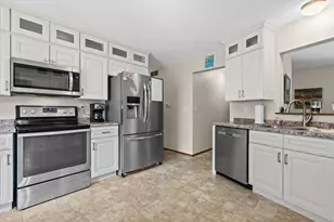 7625 S Manitowoc Ave, Oak Creek, WI 53154 - Photo 7