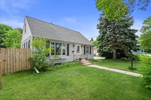 1313 S 20th St, Sheboygan, WI 53081 - Photo 3