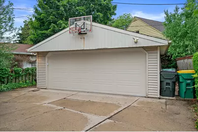 1512 E Olive St, Shorewood, WI 53211 - Photo 33