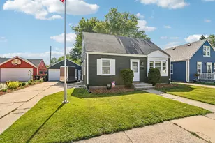2325 Coolidge Ave, Racine, WI 53403 - Photo 3