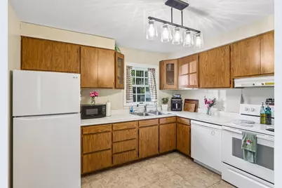 2325  Coolidge Ave, Racine, WI 53403 - Photo 15