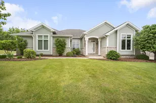 1604 Bellevue Blvd, Fond du Lac, WI 54937 - Photo 1