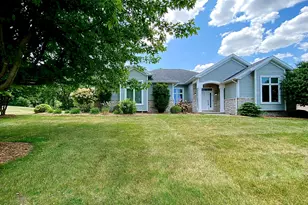 1604 Bellevue Blvd, Fond du Lac, WI 54937 - Photo 1