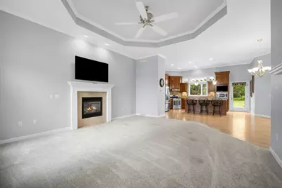 1604  Bellevue Blvd, Fond du Lac, WI 54937 - Photo 9