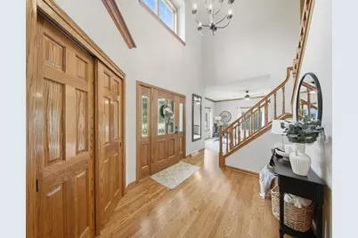 4695  Catherine Ct, Brookfield, WI 53072 - Photo 3
