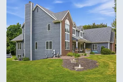 4695  Catherine Ct, Brookfield, WI 53072 - Photo 71