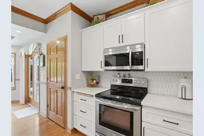 4695  Catherine Ct, Brookfield, WI 53072 - Photo 31
