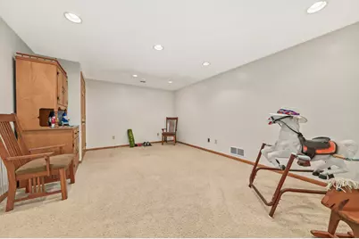 1230 S Springdale Rd, Brookfield, WI 53186 - Photo 27