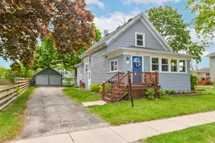 119 N Broad St, Elkhorn, WI 53121 - Photo 3