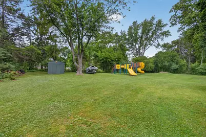 N2W27268  Lyles Dr, Pewaukee, WI 53188 - Photo 27